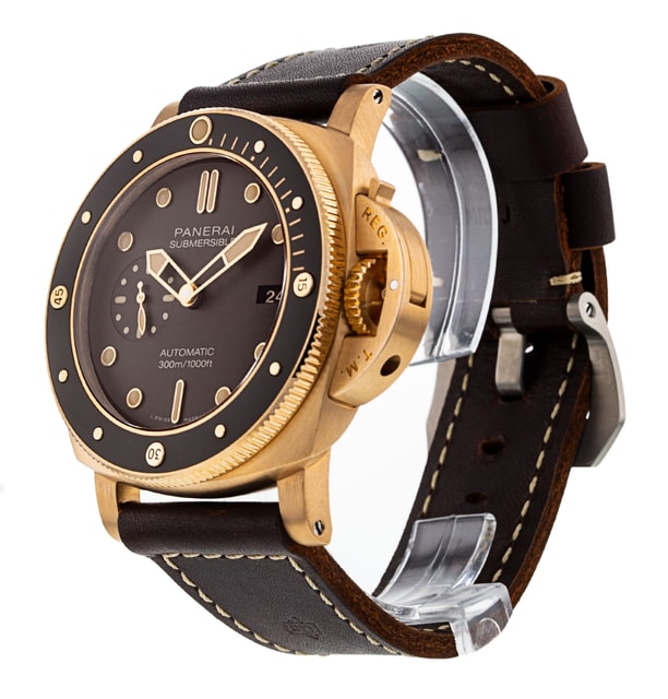 Panerai Submersible PAM00968 Image 2